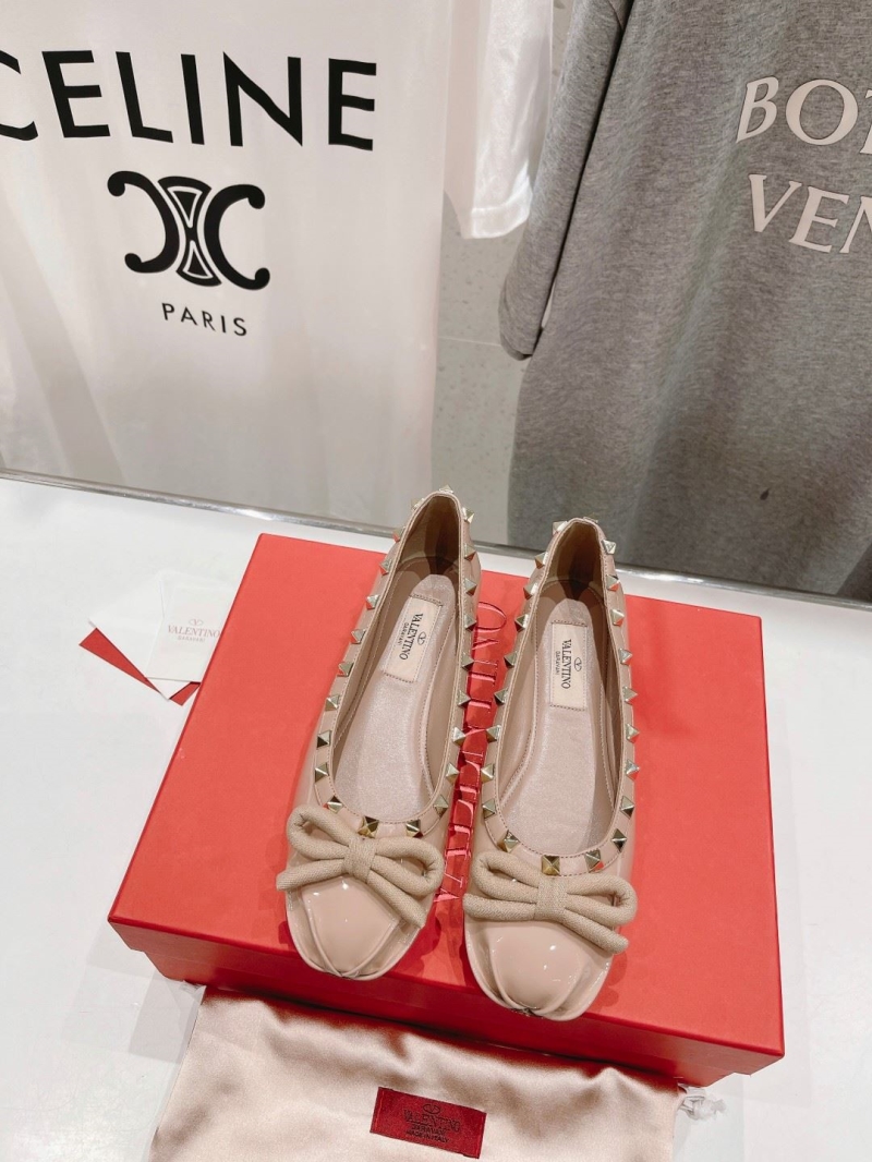 Valentino flat shoes